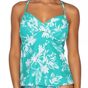 NWT swim systems 34D crossroads tankini top luau